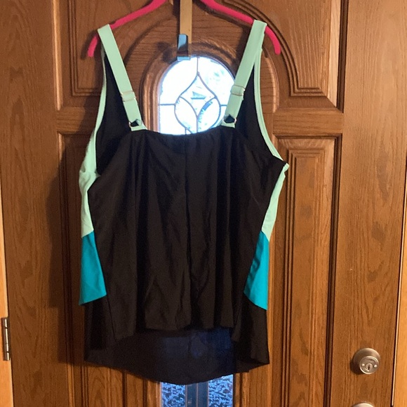 Avenue Tri-Tone Tankini Swim top - Aqua, Teal, Black - Picture 2 of 6